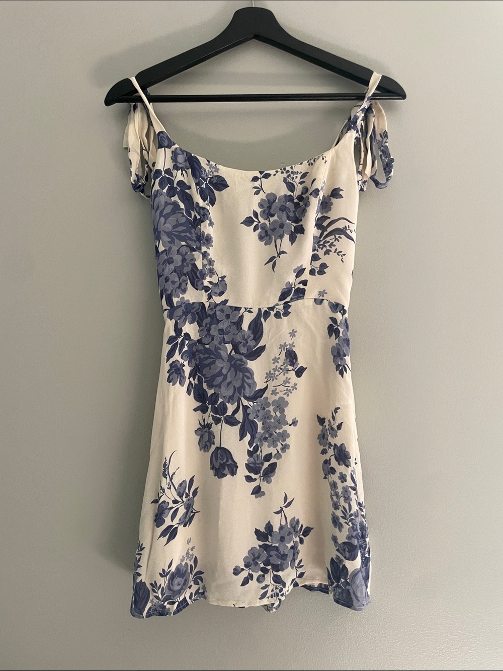 Reformation Mini Dress Viscose Floral Tie Strap Size 2 Summer Bodice - Picture 6 of 11